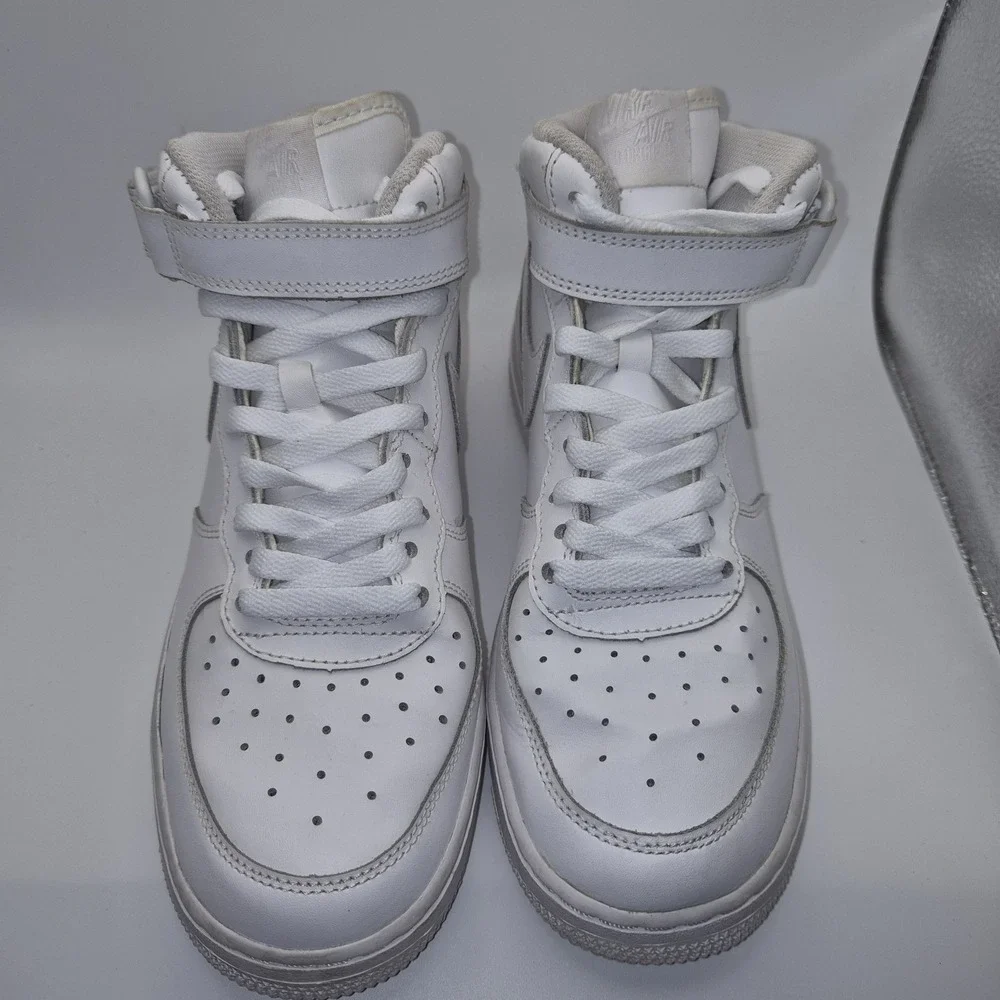 Nike Air Force 1 Mid White‎ Youth Size 7Y Triple White Strap Sneakers 314195-113